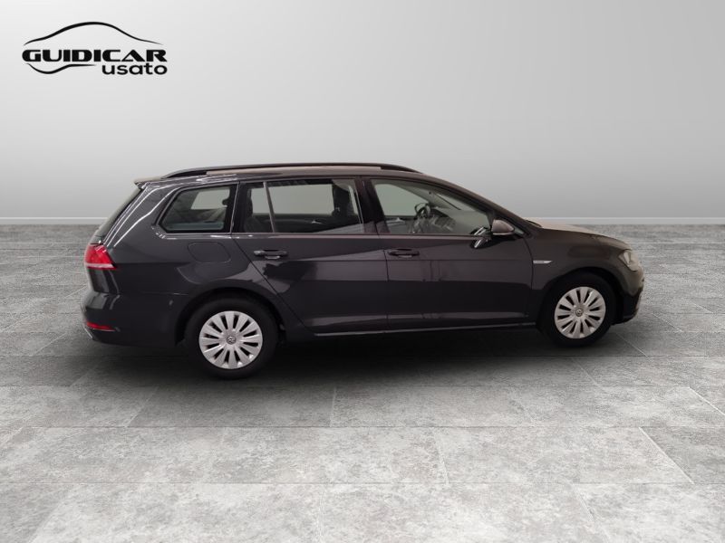 GuidiCar - VOLKSWAGEN Golf 2020 Golf Variant 1.5 tgi Business 130cv dsg Usato