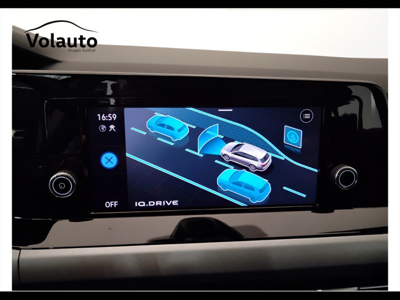 GuidiCar - VOLKSWAGEN Golf 2021 Golf Variant 1.0 etsi evo Life 110cv dsg Usato