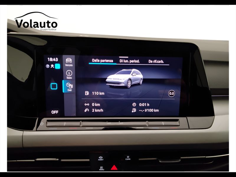 GuidiCar - VOLKSWAGEN Golf 2021 Golf Variant 1.0 etsi evo Life 110cv dsg Usato