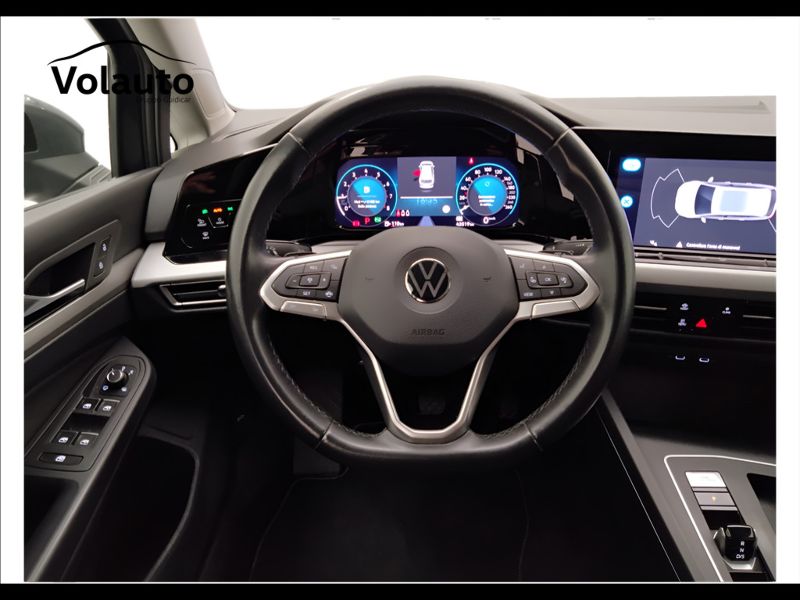 GuidiCar - VOLKSWAGEN Golf 2021 Golf Variant 1.0 etsi evo Life 110cv dsg Usato