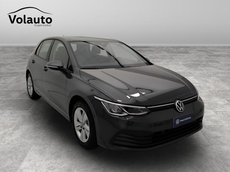 GuidiCar - VOLKSWAGEN Golf 2021 Golf 1.0 etsi evo Life 110cv dsg Usato