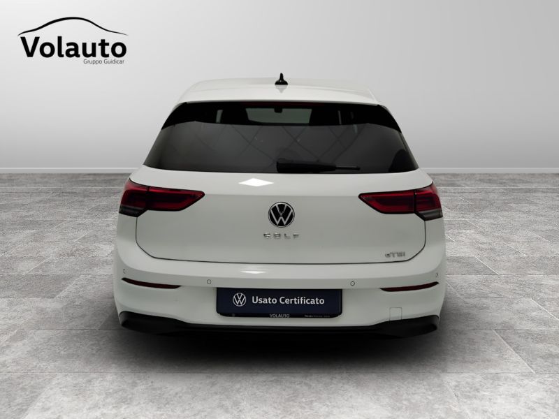 GuidiCar - VOLKSWAGEN Golf 2021 Golf 1.0 etsi evo Life 110cv dsg Usato