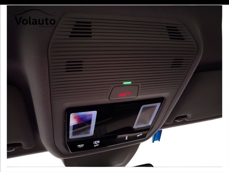 GuidiCar - VOLKSWAGEN Golf 2022 Golf 1.0 etsi evo Life 110cv dsg Usato