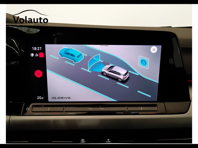 GuidiCar - VOLKSWAGEN Golf 2022 Golf 1.0 etsi evo Life 110cv dsg Usato