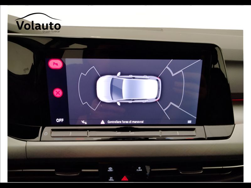 GuidiCar - VOLKSWAGEN Golf 2023 Golf 1.0 etsi evo Life 110cv dsg Usato