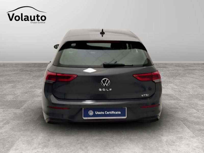 GuidiCar - VOLKSWAGEN Golf 2023 Golf 1.0 etsi evo Life 110cv dsg Usato