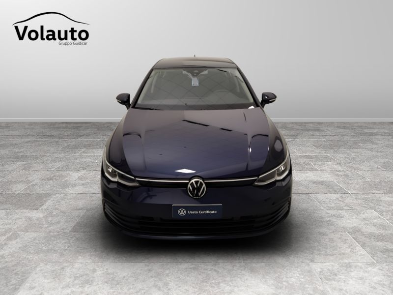 GuidiCar - VOLKSWAGEN Golf 2024 Golf 1.0 etsi evo Life 110cv dsg Usato