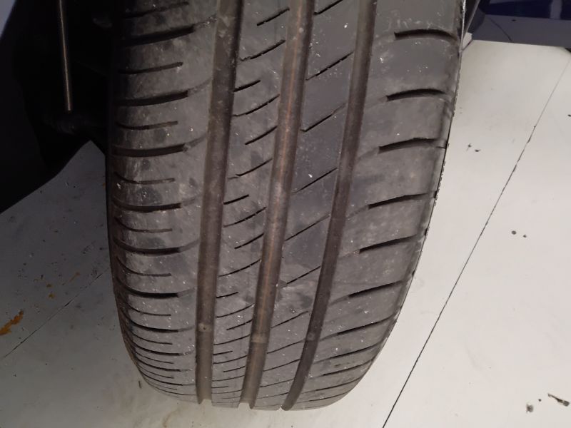 GuidiCar - VOLKSWAGEN Golf 2024 Golf 1.0 etsi evo Life 110cv dsg Usato