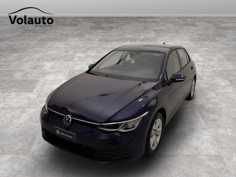 GuidiCar - VOLKSWAGEN Golf 2024 Golf 1.0 etsi evo Life 110cv dsg Usato