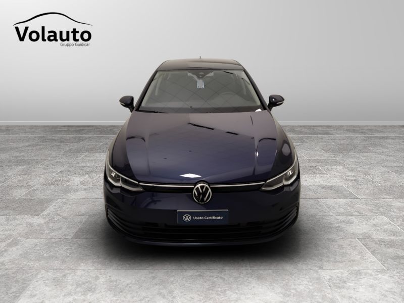 GuidiCar - VOLKSWAGEN Golf 2024 Golf 1.0 etsi evo Life 110cv dsg Usato
