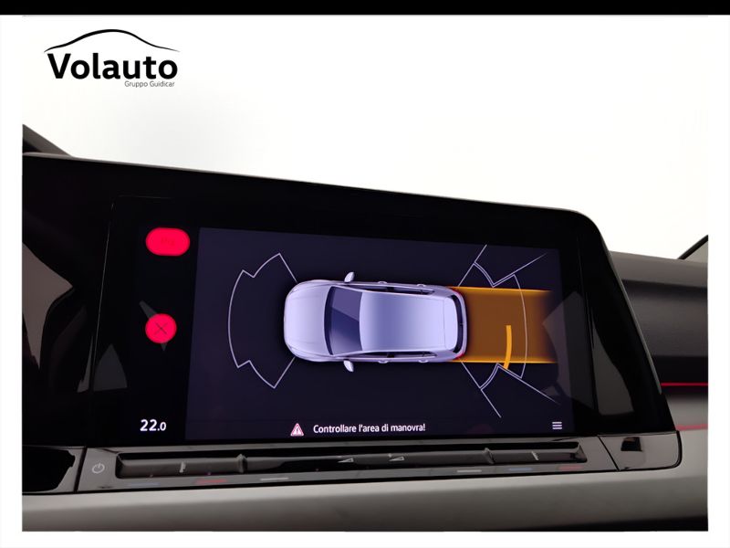 GuidiCar - VOLKSWAGEN Golf 2024 Golf 1.0 etsi evo Life 110cv dsg Usato
