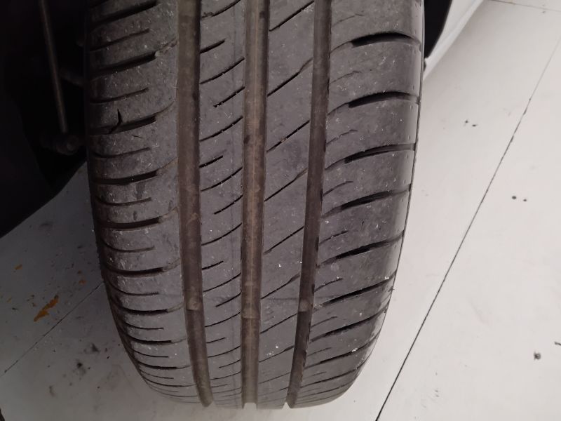 GuidiCar - VOLKSWAGEN Golf 2024 Golf 1.0 etsi evo Life 110cv dsg Usato