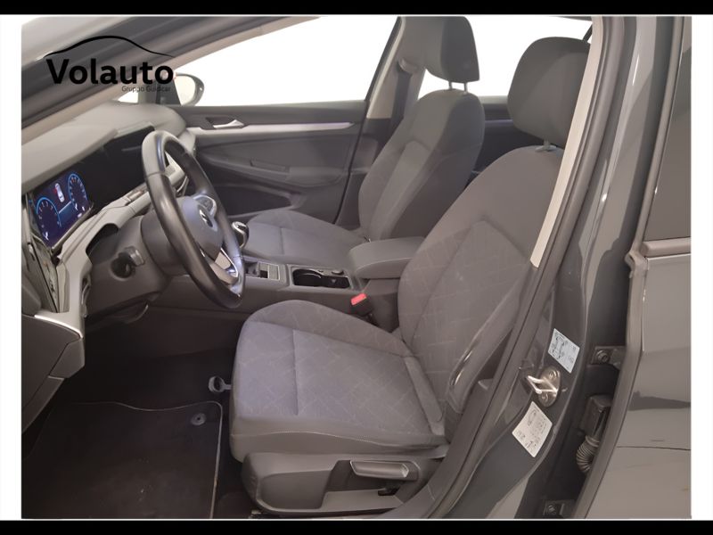GuidiCar - VOLKSWAGEN Golf 2020 Golf 1.0 tsi evo Life 110cv Usato