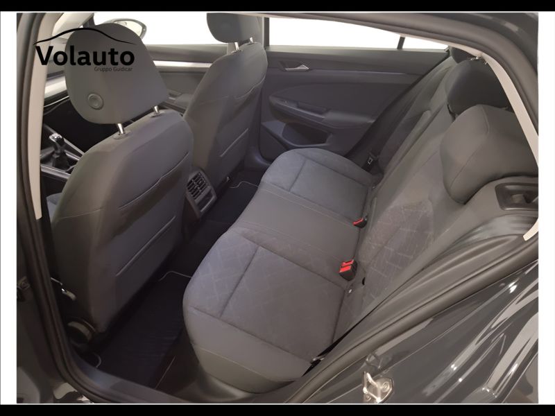 GuidiCar - VOLKSWAGEN Golf 2020 Golf 1.0 tsi evo Life 110cv Usato
