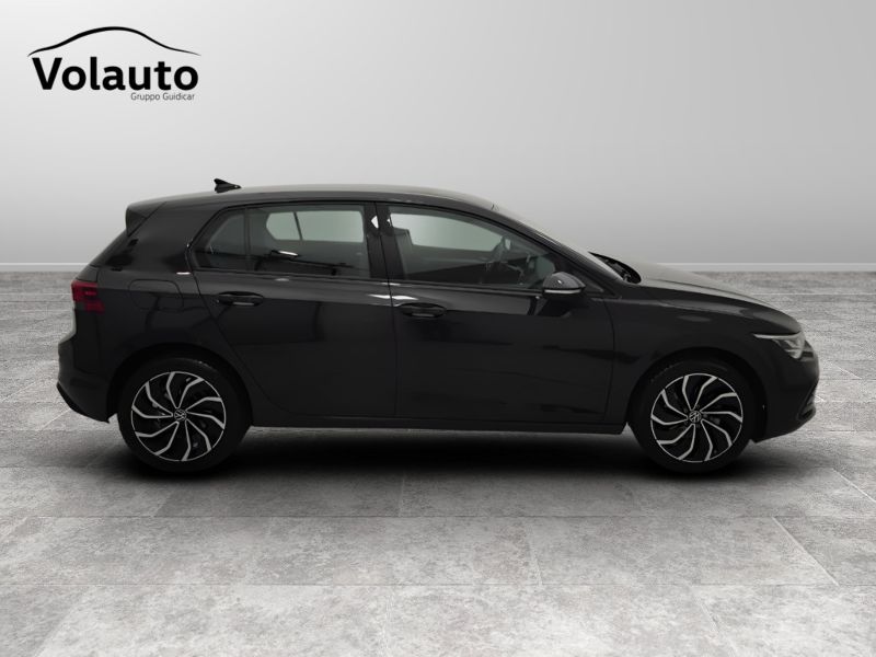 GuidiCar - VOLKSWAGEN Golf 2020 Golf 1.0 tsi evo Life 110cv Usato
