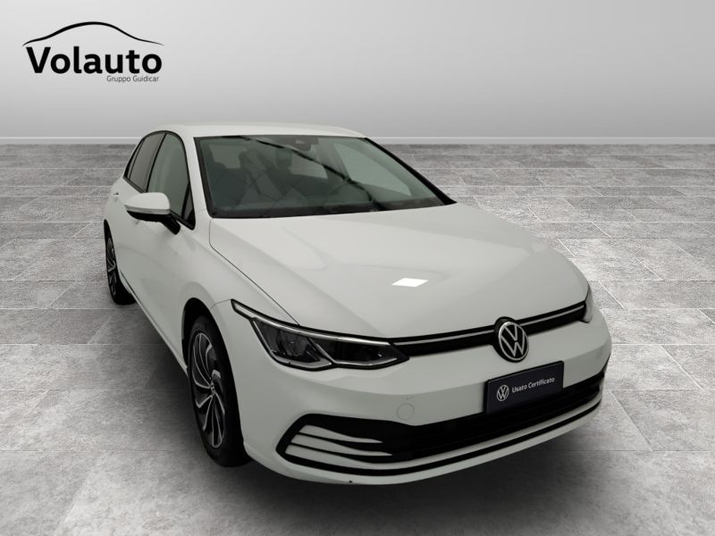 GuidiCar - VOLKSWAGEN Golf 2021 Golf 1.0 tsi evo Life 110cv Usato