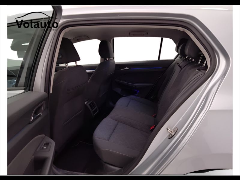 GuidiCar - VOLKSWAGEN Golf 2022 Golf 1.0 tsi evo Life 110cv Usato