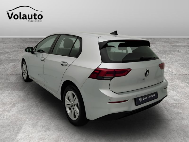 GuidiCar - VOLKSWAGEN Golf 2022 Golf 1.0 tsi evo Life 110cv Usato