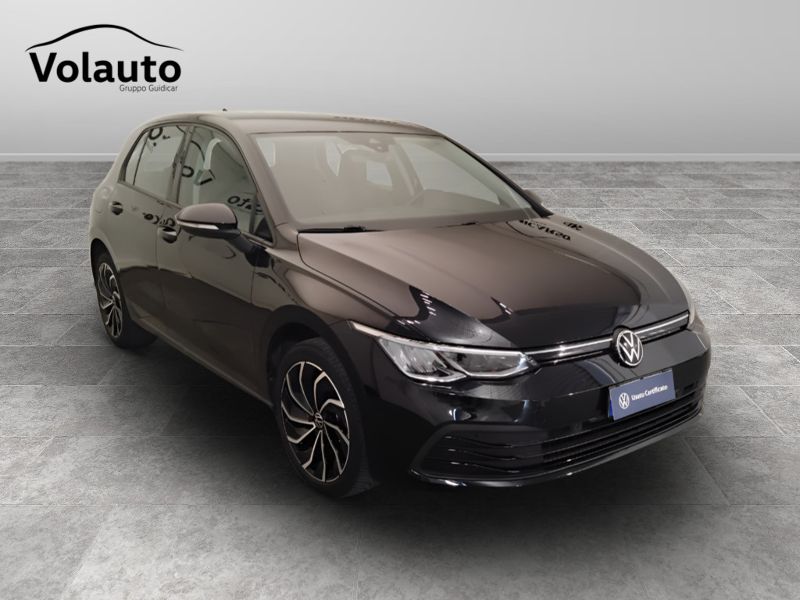 GuidiCar - VOLKSWAGEN Golf 2022 Golf 1.0 tsi evo Life 110cv Usato