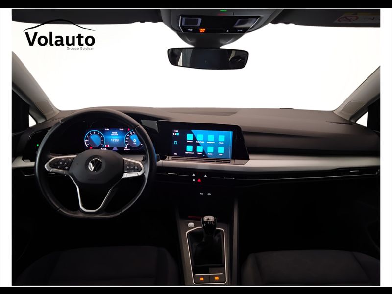 GuidiCar - VOLKSWAGEN Golf 2022 Golf 1.0 tsi evo Life 110cv Usato
