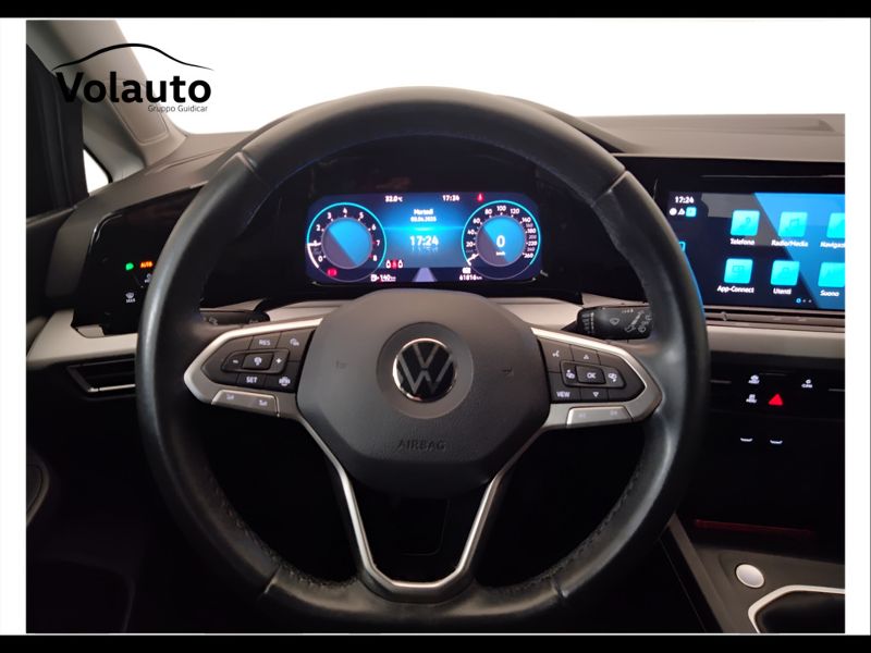 GuidiCar - VOLKSWAGEN Golf 2022 Golf 1.0 tsi evo Life 110cv Usato