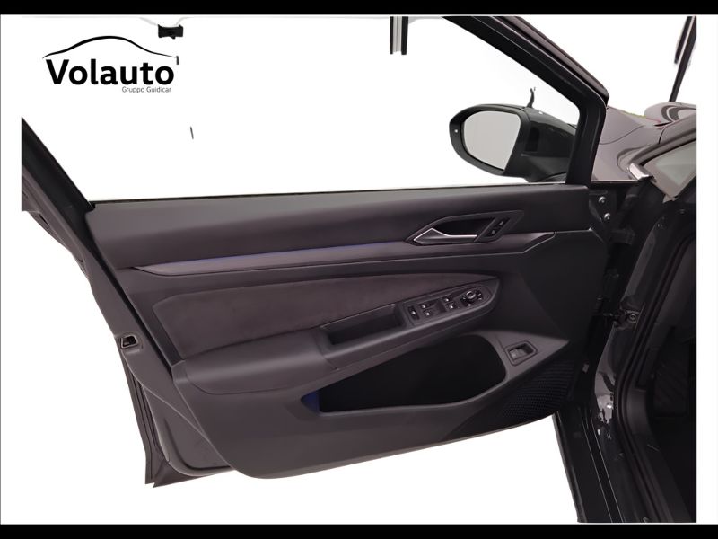 GuidiCar - VOLKSWAGEN Golf 2022 Golf 1.4 tsi ehybrid Style 204cv dsg Usato