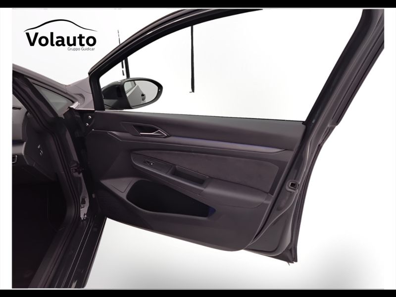 GuidiCar - VOLKSWAGEN Golf 2022 Golf 1.4 tsi ehybrid Style 204cv dsg Usato