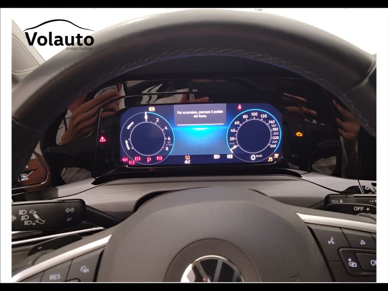 GuidiCar - VOLKSWAGEN Golf 2022 Golf 1.4 tsi ehybrid Style 204cv dsg Usato