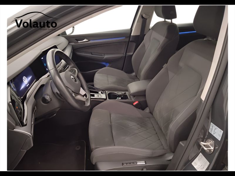 GuidiCar - VOLKSWAGEN Golf 2022 Golf 1.4 tsi ehybrid Style 204cv dsg Usato