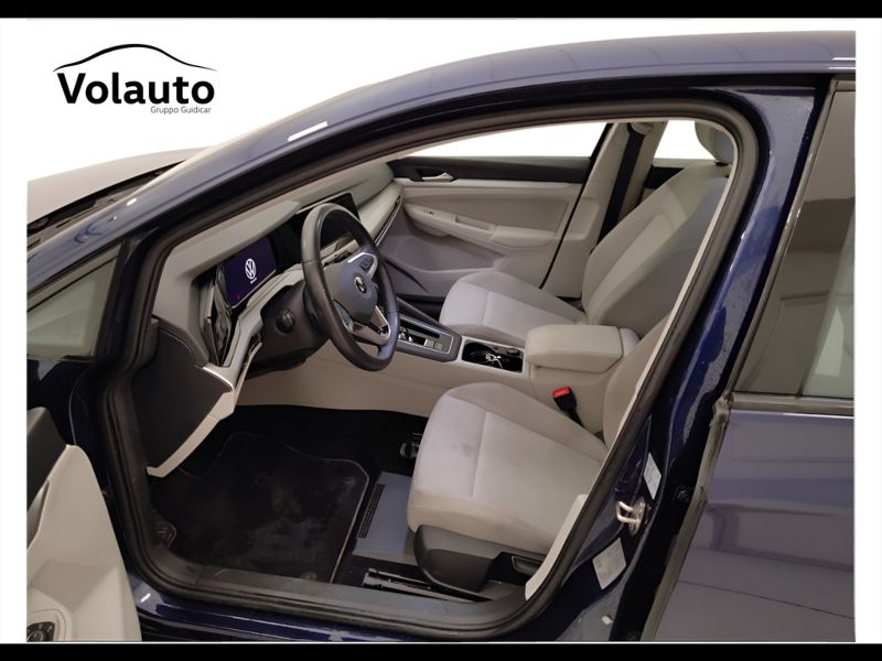 GuidiCar - VOLKSWAGEN Golf 2021 Golf 1.5 etsi evo act Life 130cv dsg Usato