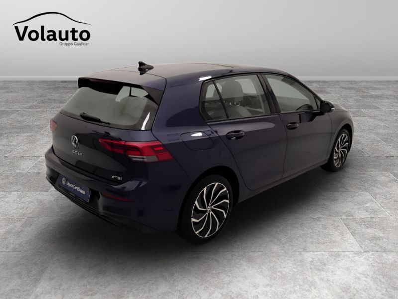 GuidiCar - VOLKSWAGEN Golf 2021 Golf 1.5 etsi evo act Life 130cv dsg Usato