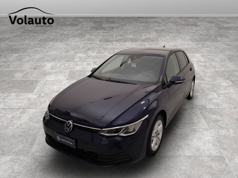 GuidiCar - VOLKSWAGEN Golf 2022 Golf 1.5 tgi Life 130cv Usato