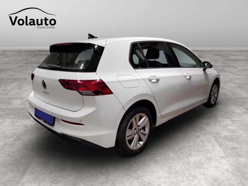 GuidiCar - VOLKSWAGEN Golf 2022 Golf 1.5 tgi Style 130cv dsg Usato