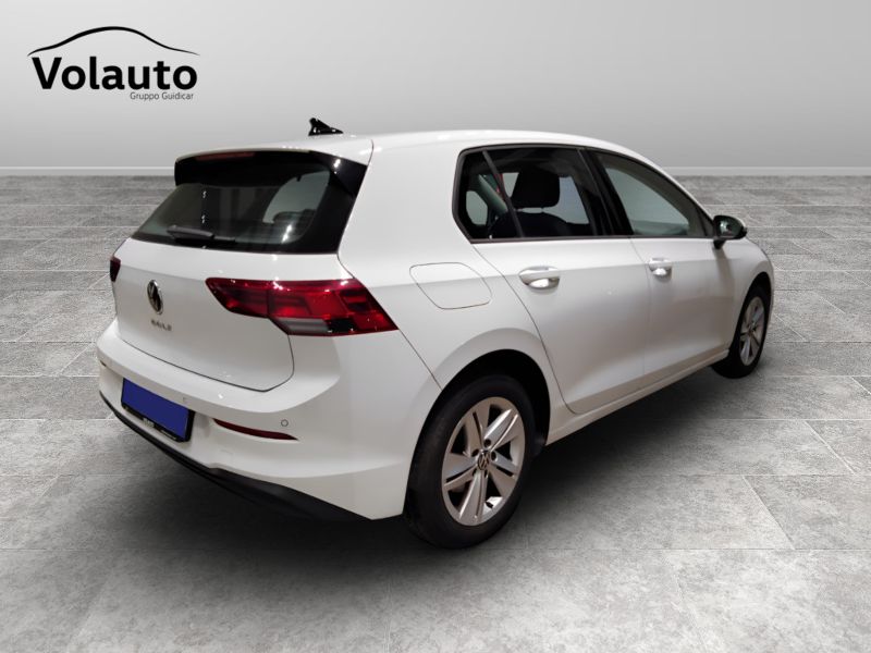 GuidiCar - VOLKSWAGEN Golf 2022 Golf 1.5 tgi Style 130cv dsg Usato