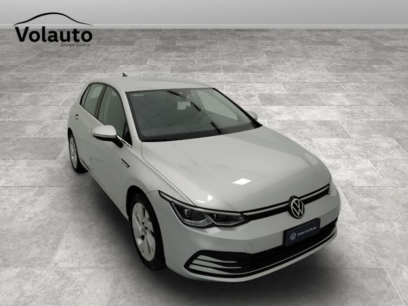 GuidiCar - VOLKSWAGEN Golf 2022 Golf 1.5 tgi Style 130cv Usato