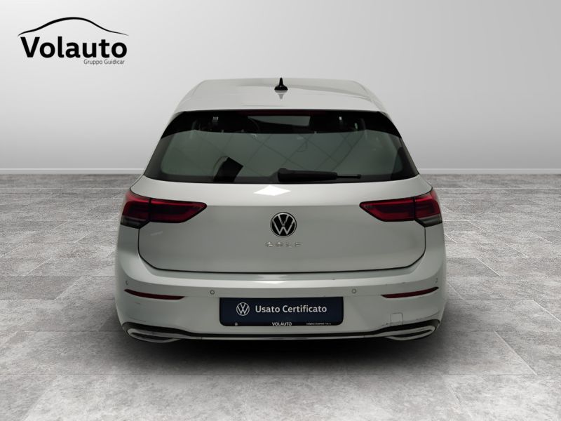 GuidiCar - VOLKSWAGEN Golf 2022 Golf 1.5 tgi Style 130cv Usato