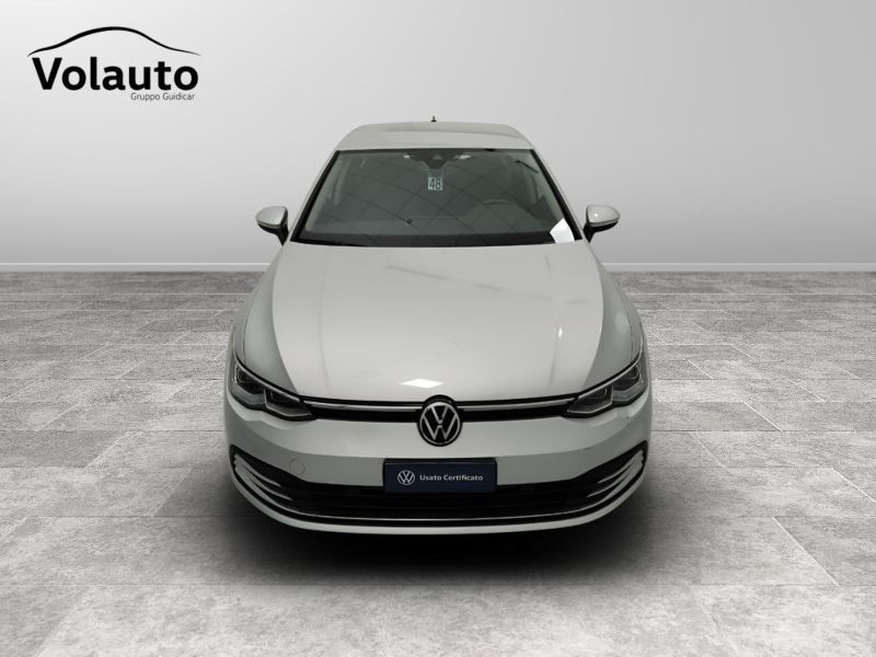 GuidiCar - VOLKSWAGEN Golf 2022 Golf 1.5 tgi Style 130cv Usato