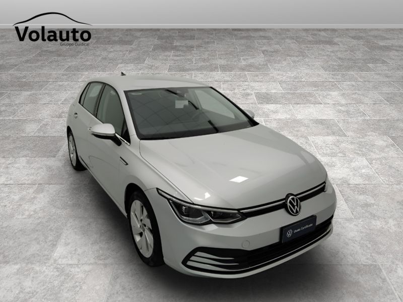 GuidiCar - VOLKSWAGEN Golf 2022 Golf 1.5 tgi Style 130cv Usato