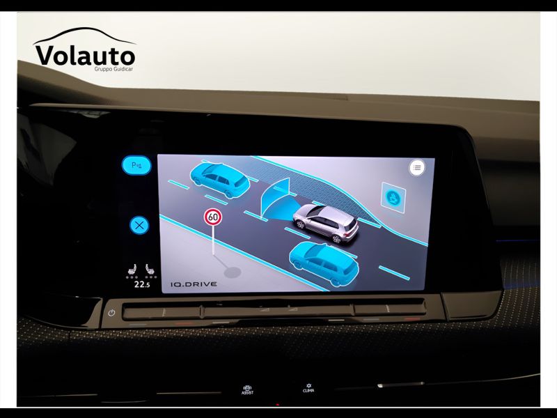 GuidiCar - VOLKSWAGEN Golf 2021 Golf 1.5 tsi evo act R-Line 130cv Usato