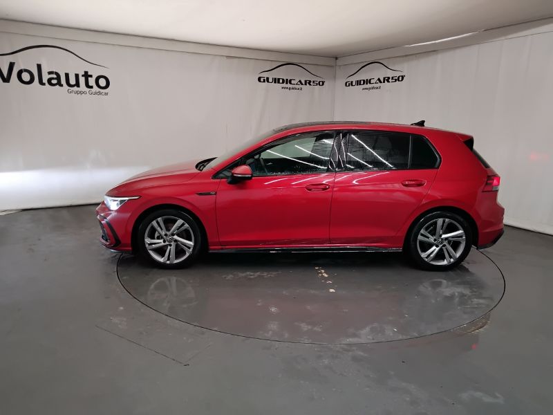 GuidiCar - VOLKSWAGEN Golf 2021 Golf 1.5 tsi evo act R-Line 130cv Usato