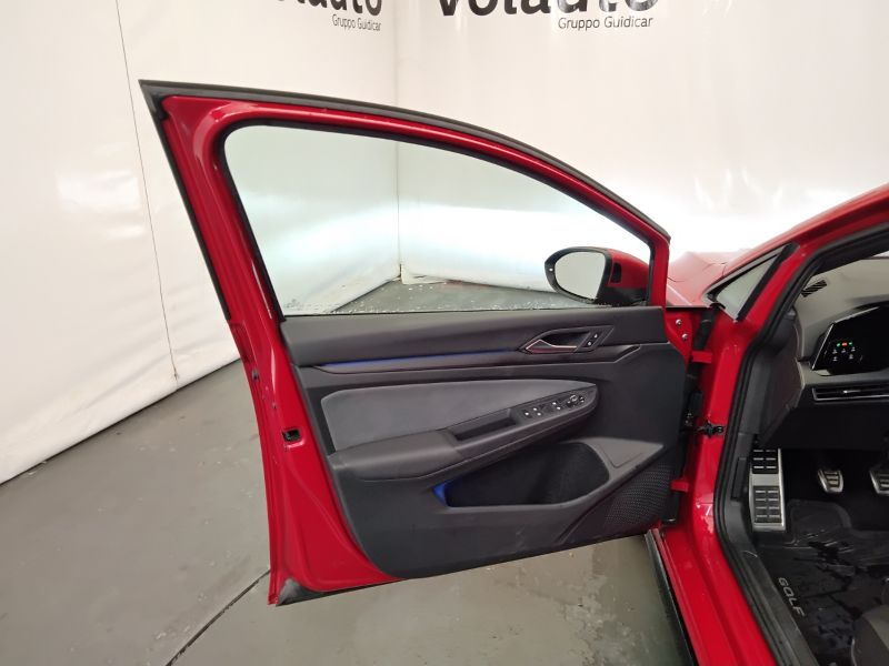 GuidiCar - VOLKSWAGEN Golf 2021 Golf 1.5 tsi evo act R-Line 130cv Usato