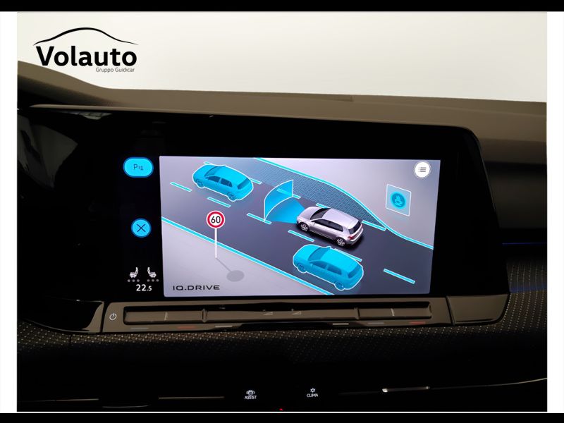 GuidiCar - VOLKSWAGEN Golf 2021 Golf 1.5 tsi evo act R-Line 130cv Usato