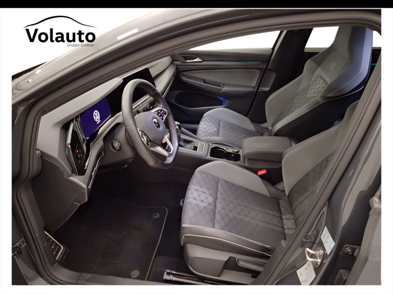GuidiCar - VOLKSWAGEN Golf 2021 Golf 1.5 tsi evo act R-Line 130cv Usato