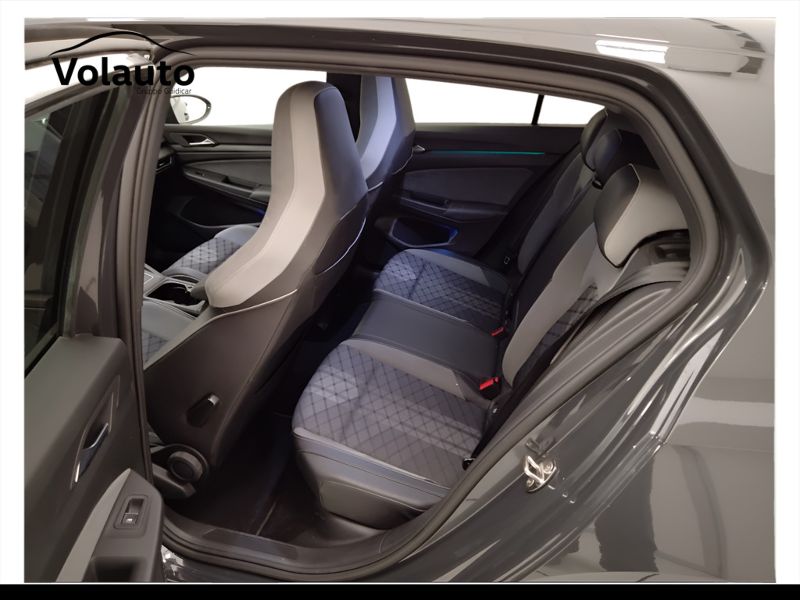 GuidiCar - VOLKSWAGEN Golf 2021 Golf 1.5 tsi evo act R-Line 130cv Usato