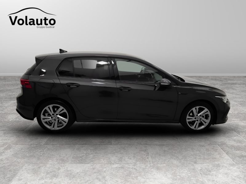 GuidiCar - VOLKSWAGEN Golf 2021 Golf 1.5 tsi evo act R-Line 130cv Usato
