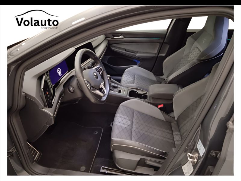 GuidiCar - VOLKSWAGEN Golf 2021 Golf 1.5 tsi evo act R-Line 130cv Usato