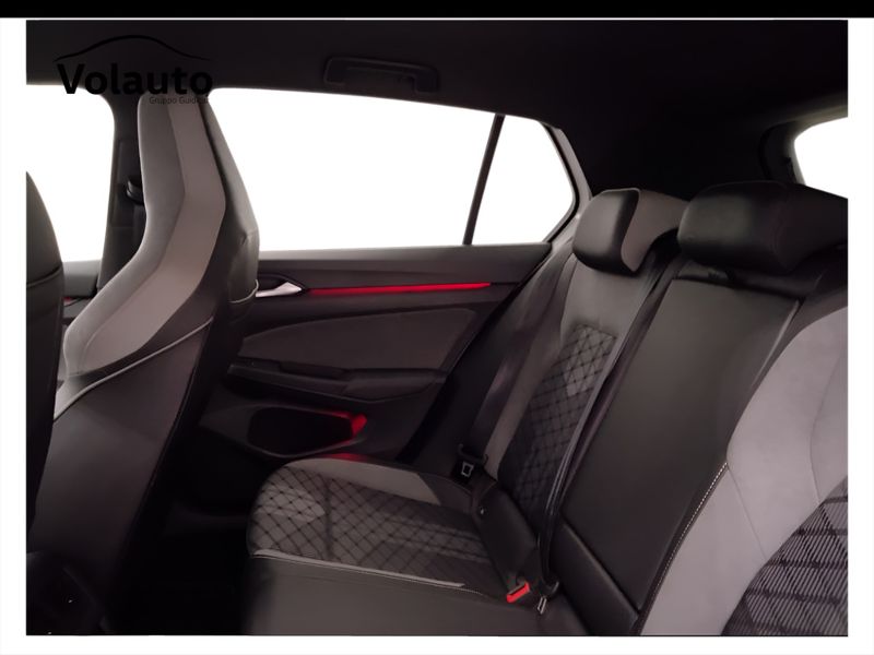 GuidiCar - VOLKSWAGEN Golf 2021 Golf 1.5 tsi evo act R-Line 130cv Usato
