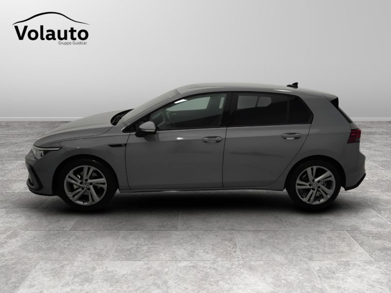 GuidiCar - VOLKSWAGEN Golf 2022 Golf 1.5 tsi evo act R-Line 130cv Usato