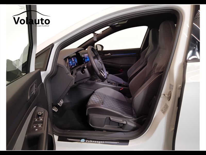 GuidiCar - VOLKSWAGEN Golf 2022 Golf 1.5 tsi evo act R-Line 150cv Usato