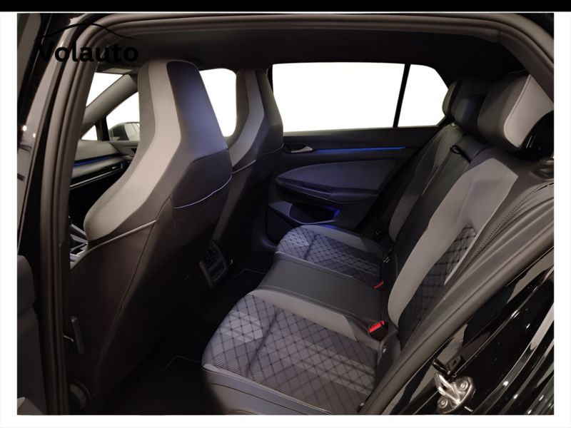 GuidiCar - VOLKSWAGEN Golf 2022 Golf 1.5 tsi evo act R-Line 150cv Usato